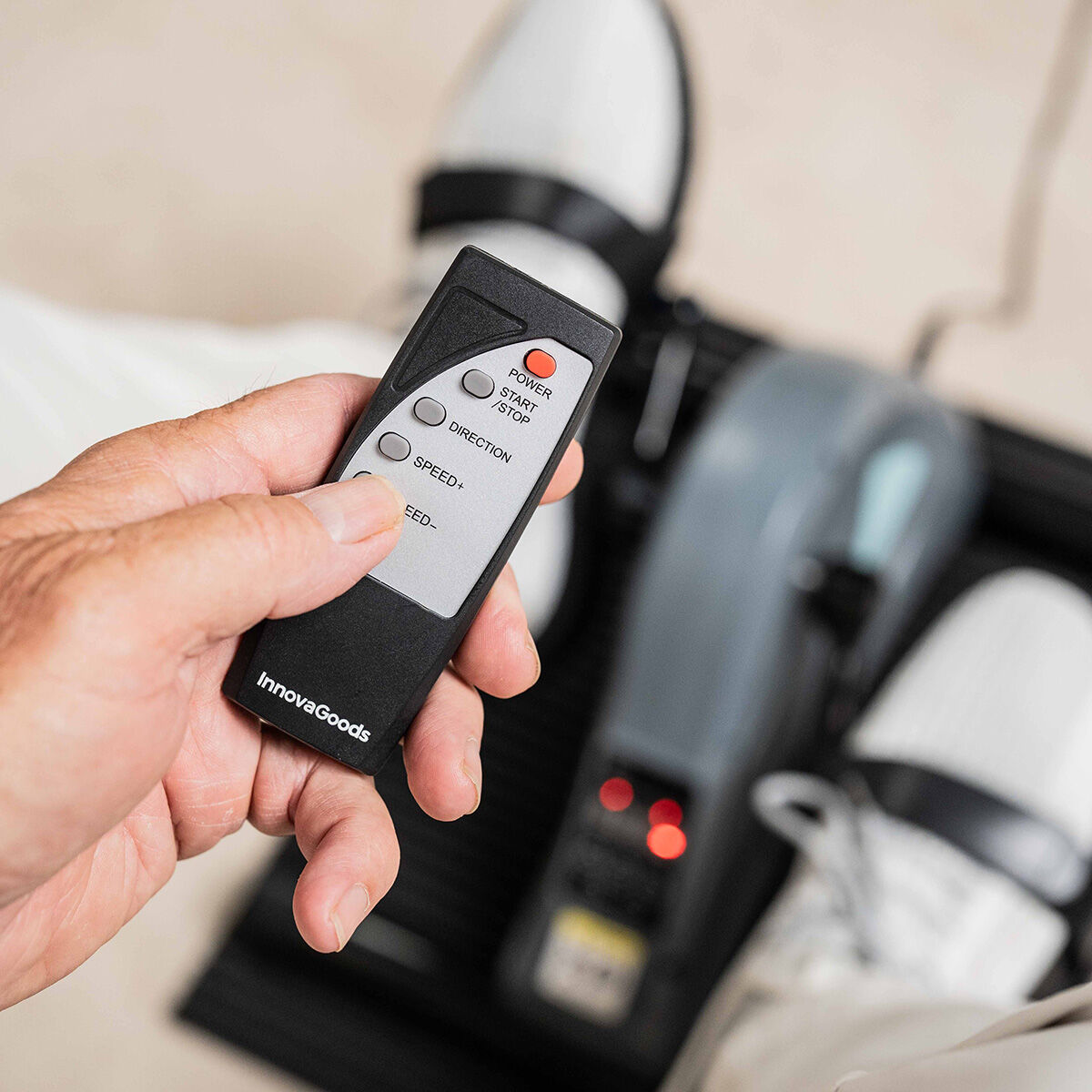 Innovagoods Elektrisch Ondersteunde Pedalen Voor Armen En Benen Met Mat En Afstandsbediening Velora 3000 Innovagoods